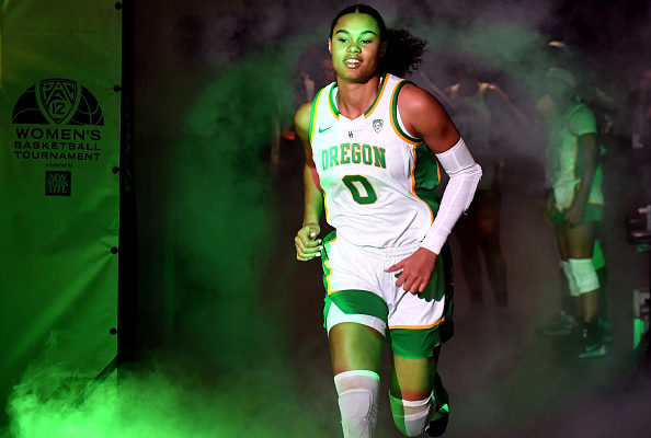 Satou Sabally Heads to Dallas, Makes it Back to Back for Ducks