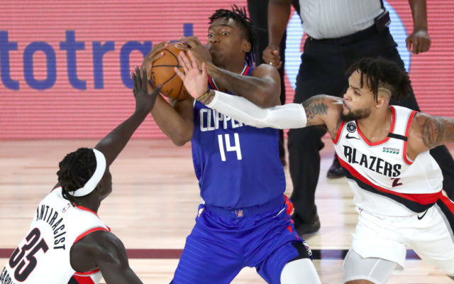Blazers Implode Late, Kawhi-Less Clippers Steal Victory, 122-117