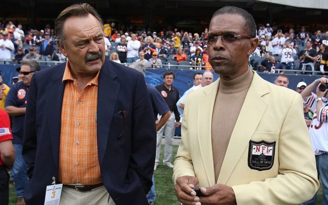 Chicago Bears Legend, Pro Football Hall of Famer Gale Sayers Dies at age 77