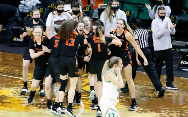 Oregon State Beats No. 14 Oregon ahead of Pac-12 Women’s Basketball Tournament