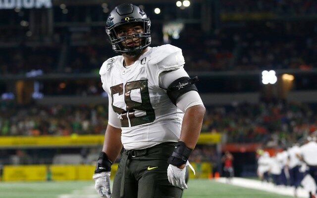 Oregon Ducks LT Penei Sewell drafted 7th overall by Detroit Lions
