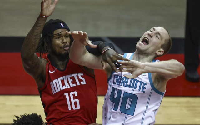 Trail Blazers Land Cody Zeller and Ben McLemore in Free Agency
