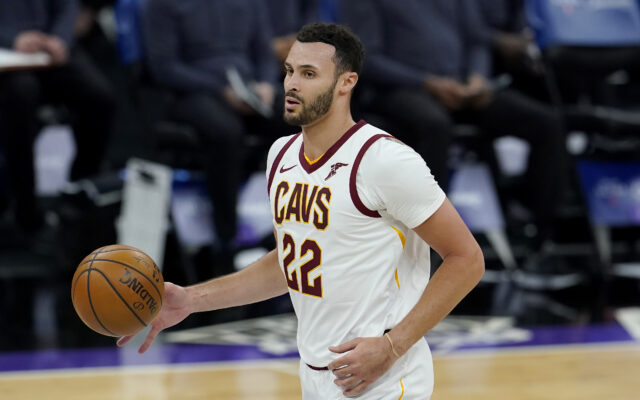 Trail Blazers acquire Larry Nance Jr. from Cleveland in three-way trade sending Derrick Jones Jr. and first-round pick to Chicago