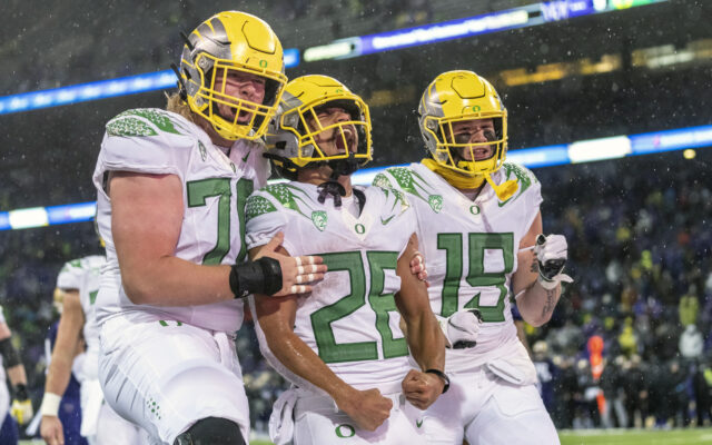 Ducks’ Offensive Prowess Up Front On Full Display In 26-16 Win Over Huskies