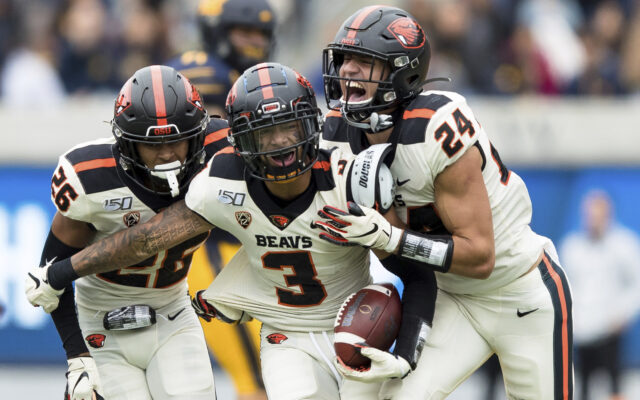 Oregon State With 2 On Pro Football Focus 1st Team Pac 12 Defense