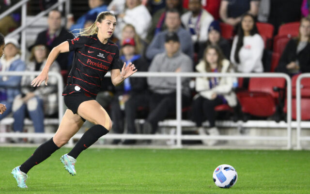Thorns FC sign Morgan Weaver to new contract