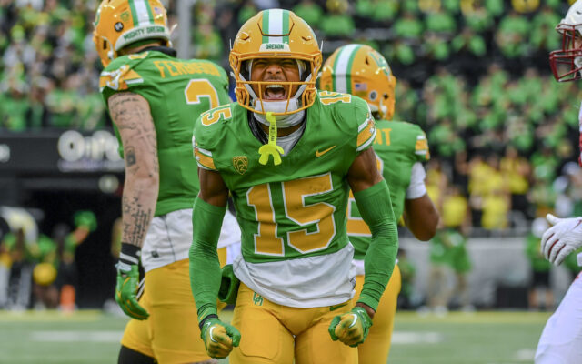 Oregon Ducks Show Why They’re A Pac-12 — and Playoff — Contender